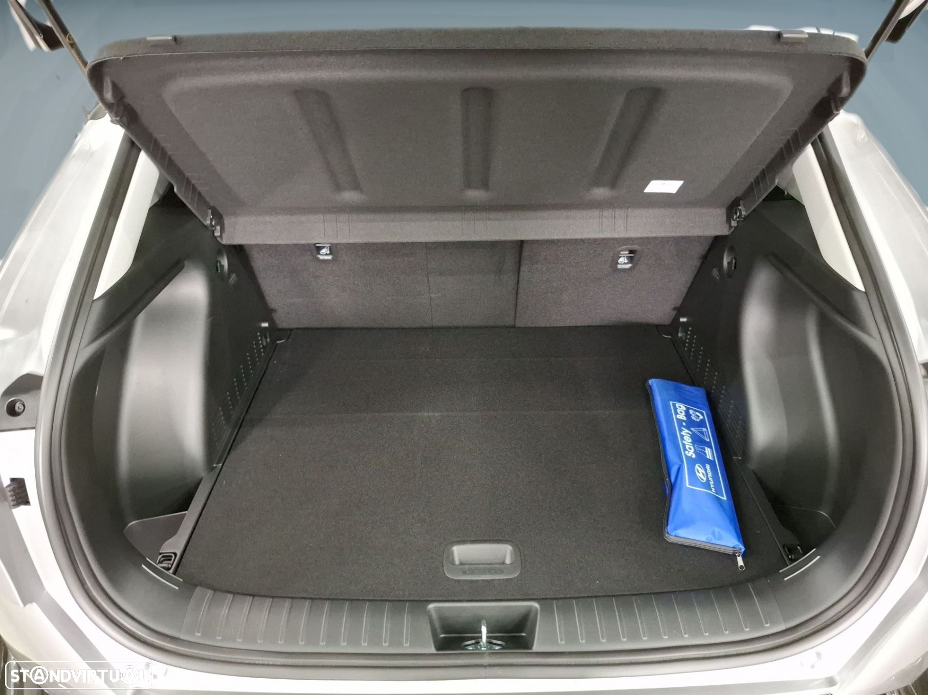Hyundai Kauai EV 64.8 kWh Premium (TT) - 23