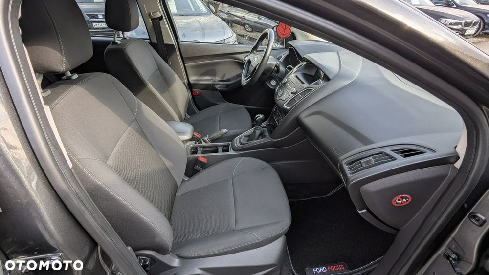 Ford Focus - 20