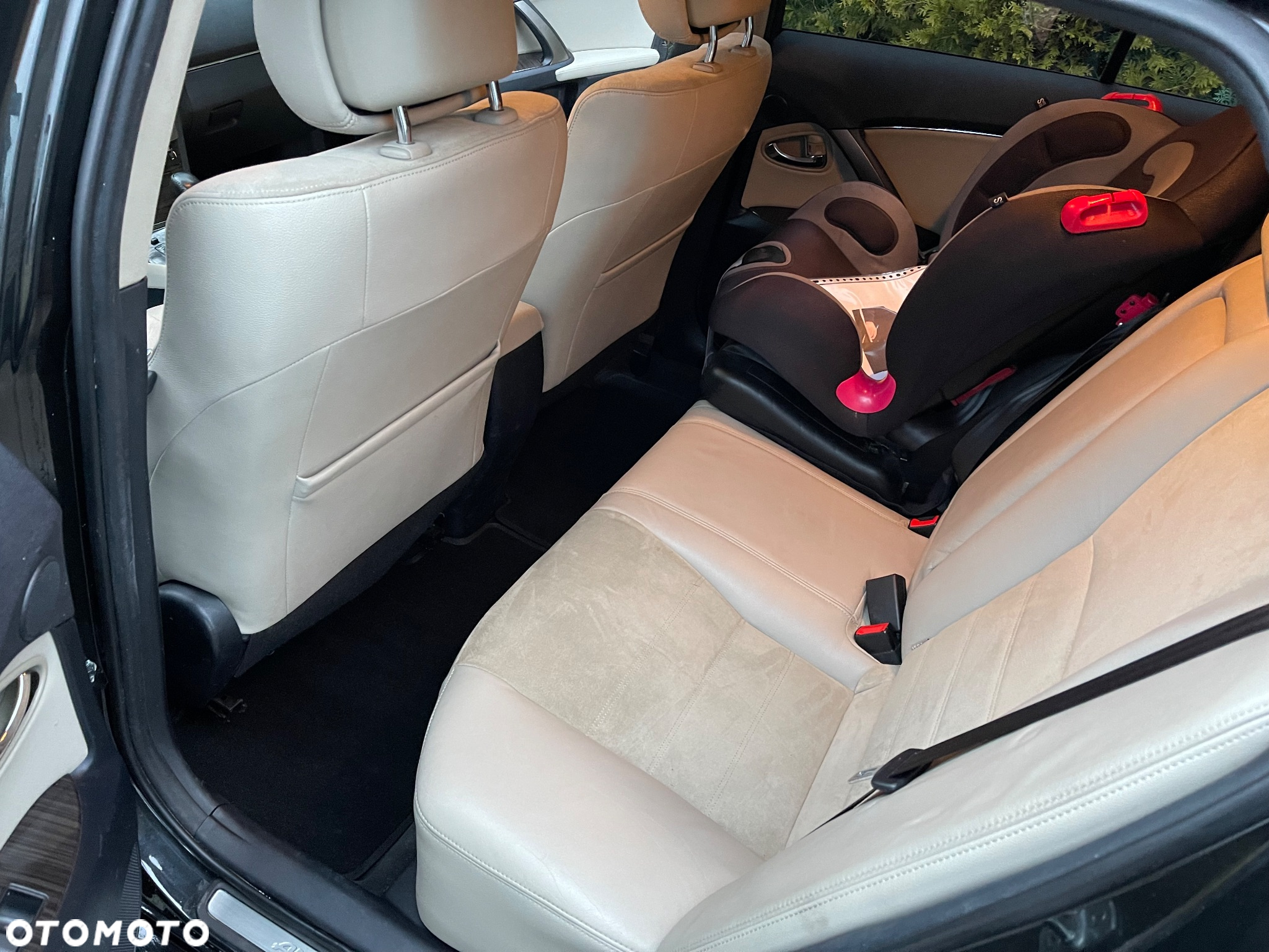Toyota Avensis 2.0 Prestige EU5 MS - 30