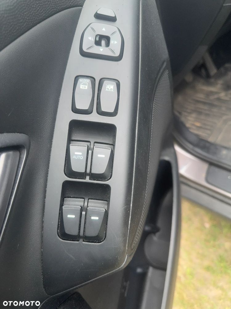 Hyundai ix35 - 11