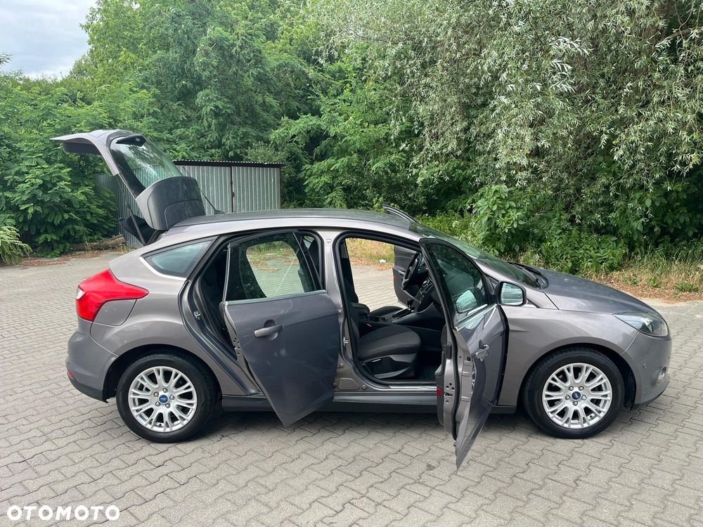 Ford Focus 1.6 TDCi DPF Titanium - 23
