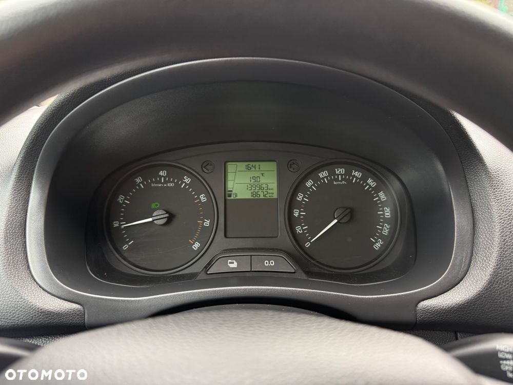 Skoda Fabia 1.4 MPI Fresh - 17