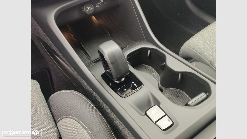 Volvo XC 40 2.0 B3 Core - 17