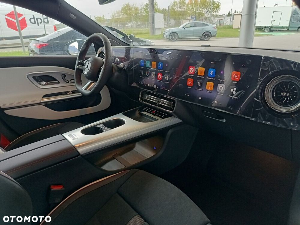 Mercedes-Benz CLA - 11