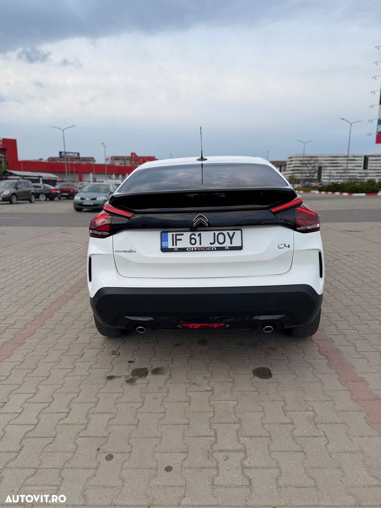 Citroën C4 1.2 PureTech S&S EAT8 Shine - 11