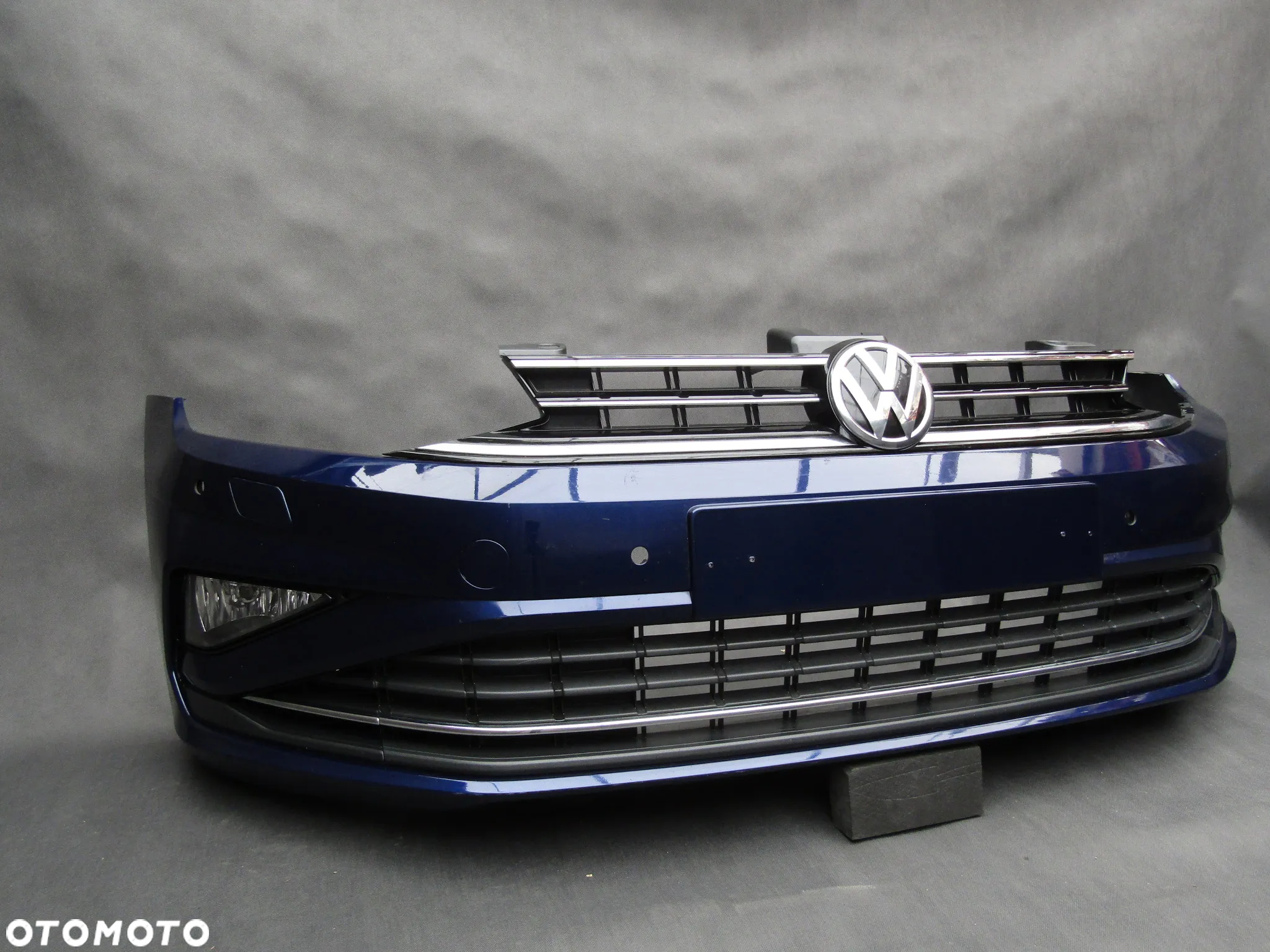 Zderzak przedni VW Golf Sportsvan Lift 18 - 22 Sprysk./ Pdc-4  LC5B - 7