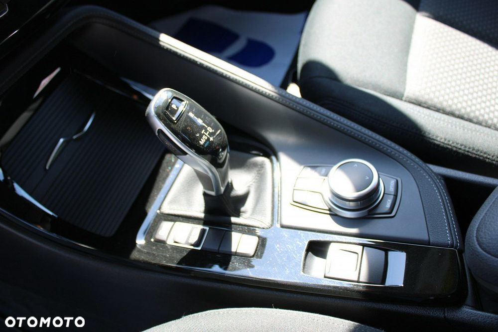 BMW X2 sDrive18i Advantage - 28