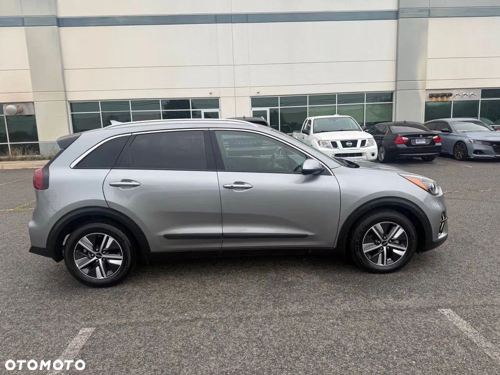Kia Niro - 6