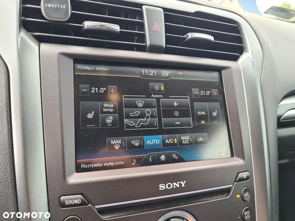 Ford Fusion - 27