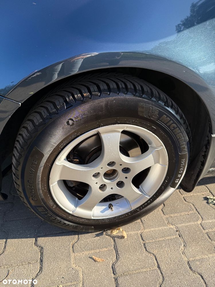 Volkswagen Golf 1.9 TDI Trendline - 7
