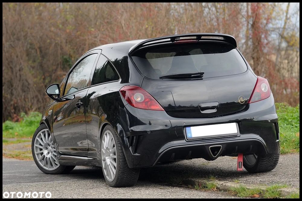Opel Corsa 1.6 Turbo OPC - 12