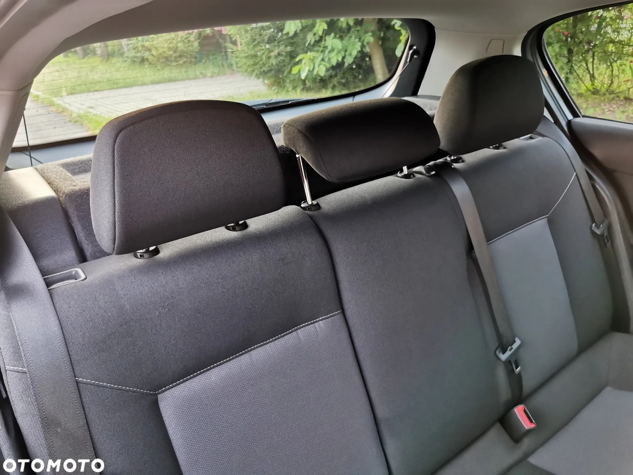 Opel Astra III 1.6 Essentia - 11