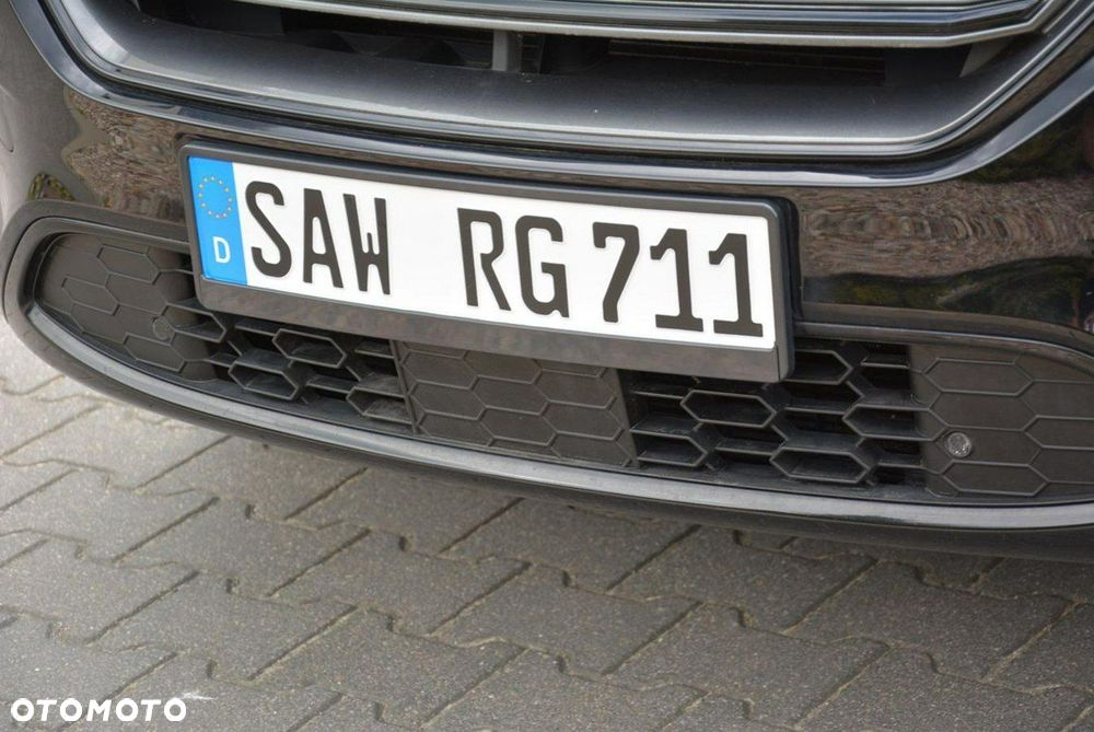 Ford Kuga 1.5 EcoBoost 2x4 ST-Line - 5