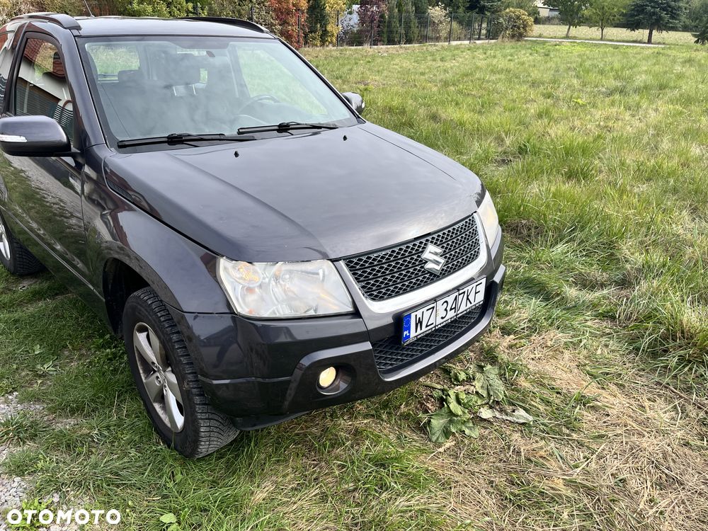 Suzuki Grand Vitara 2.4 Premium - 1