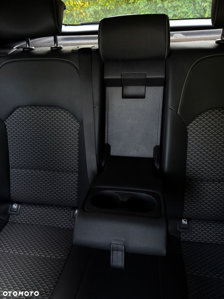 Kia XCeed 1.5 T-GDI Business Line DCT - 22