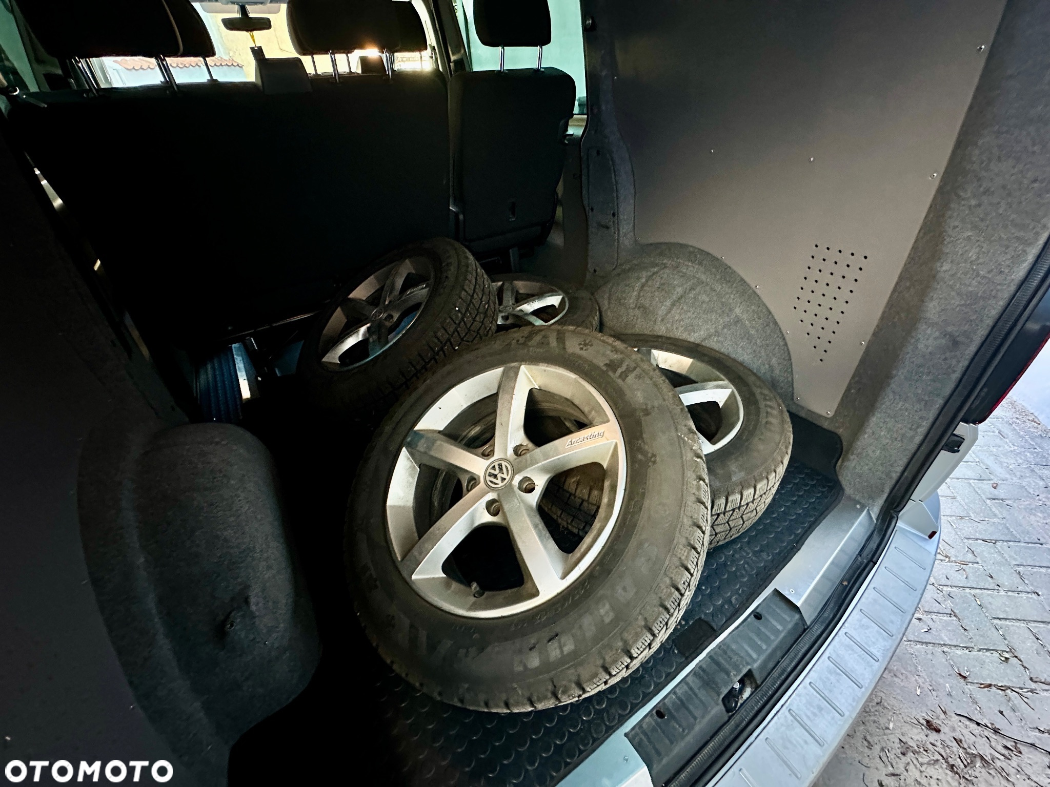 Volkswagen Transporter T6 BiTDI L2 4Motion DSG - 6