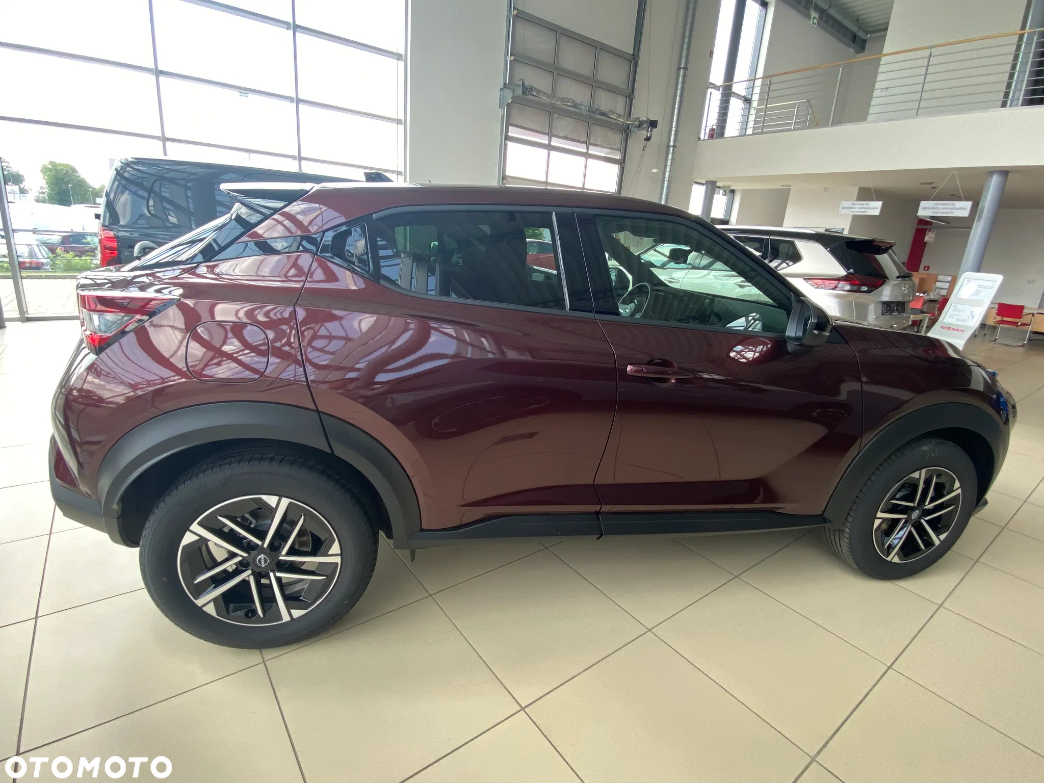 Nissan Juke 1.0 DIG-T N-Connecta - 8