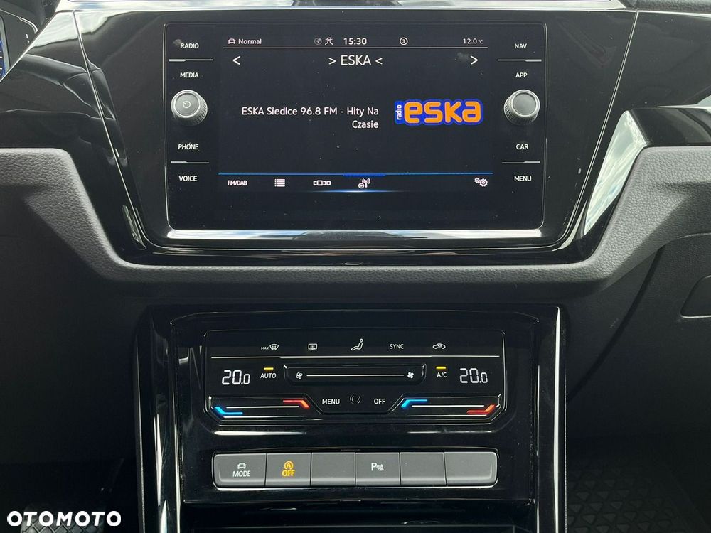 Volkswagen Touran 2.0 TDI SCR DSG Highline - 38
