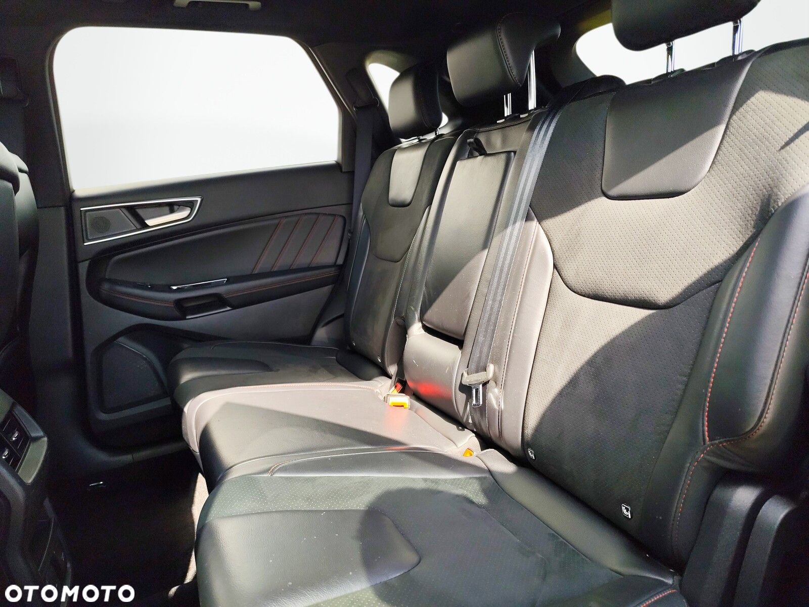 Ford Edge - 15