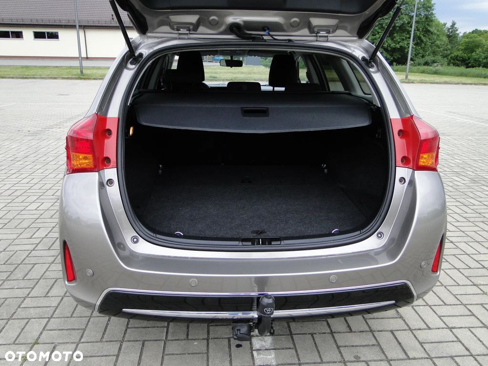 Toyota Auris 2.0 D-4D Prestige - 12