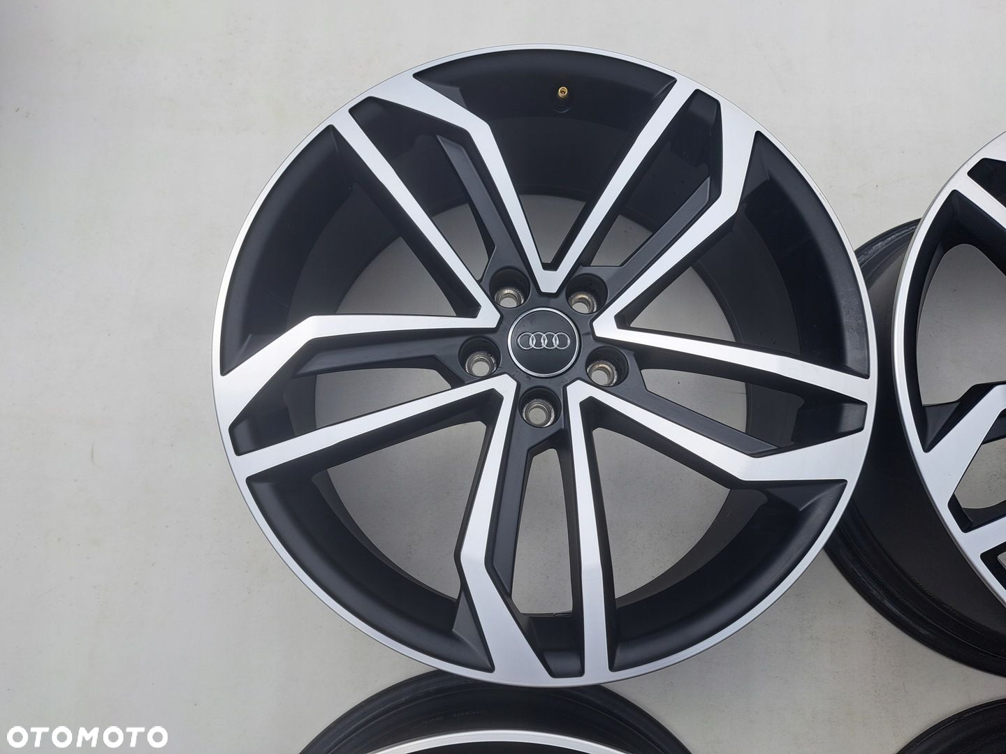 Oryg. Audi A4 8W 8W0 8W0071499 B9 19 S-Line A5 A6 S4 S5 z wersji demo - 3