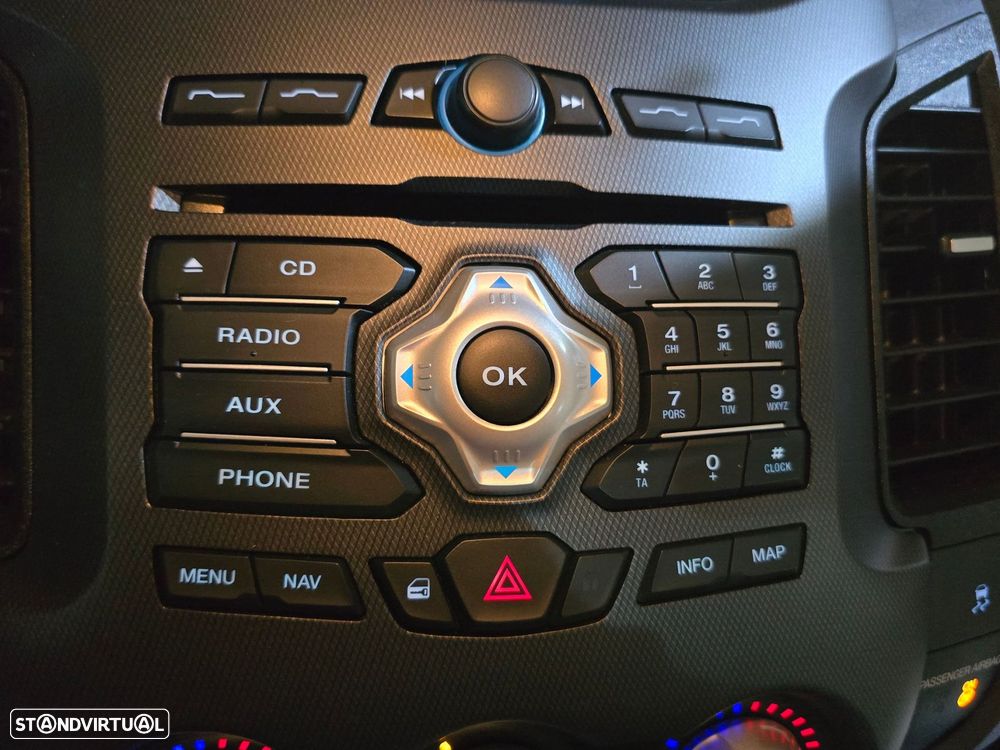 Ford Ranger 3.2 TDCi CD Wildtrak 4WD Aut. — fotografia 27