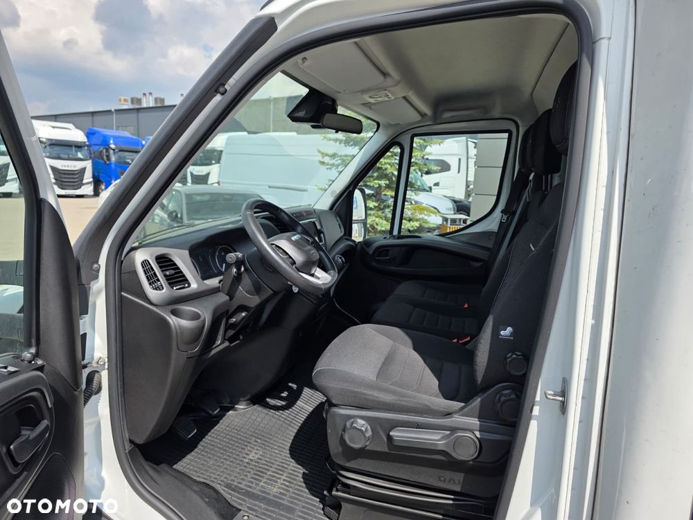 Iveco 35S18 Plandeka z Winda 8EP 4200X2200X2200 +Krajowy Super Stan Ledy Nawigacja Firanka ! - 12