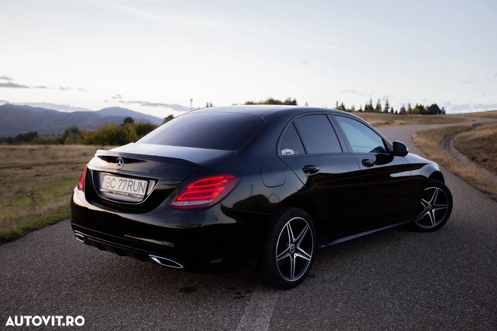 Mercedes-Benz C 220 d 4Matic 9G-TRONIC AMG Line - 5