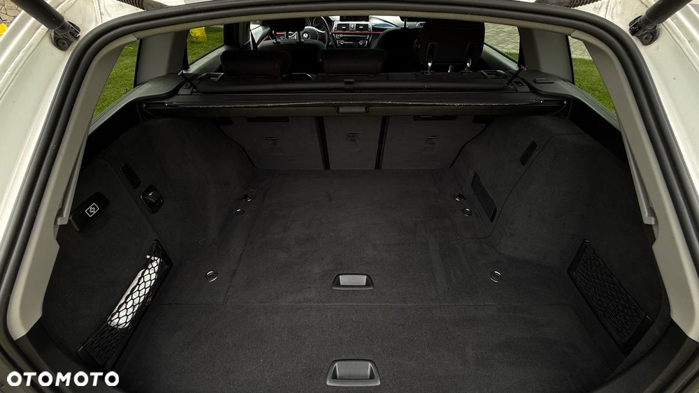 BMW Seria 3 320d Sport Line - 15