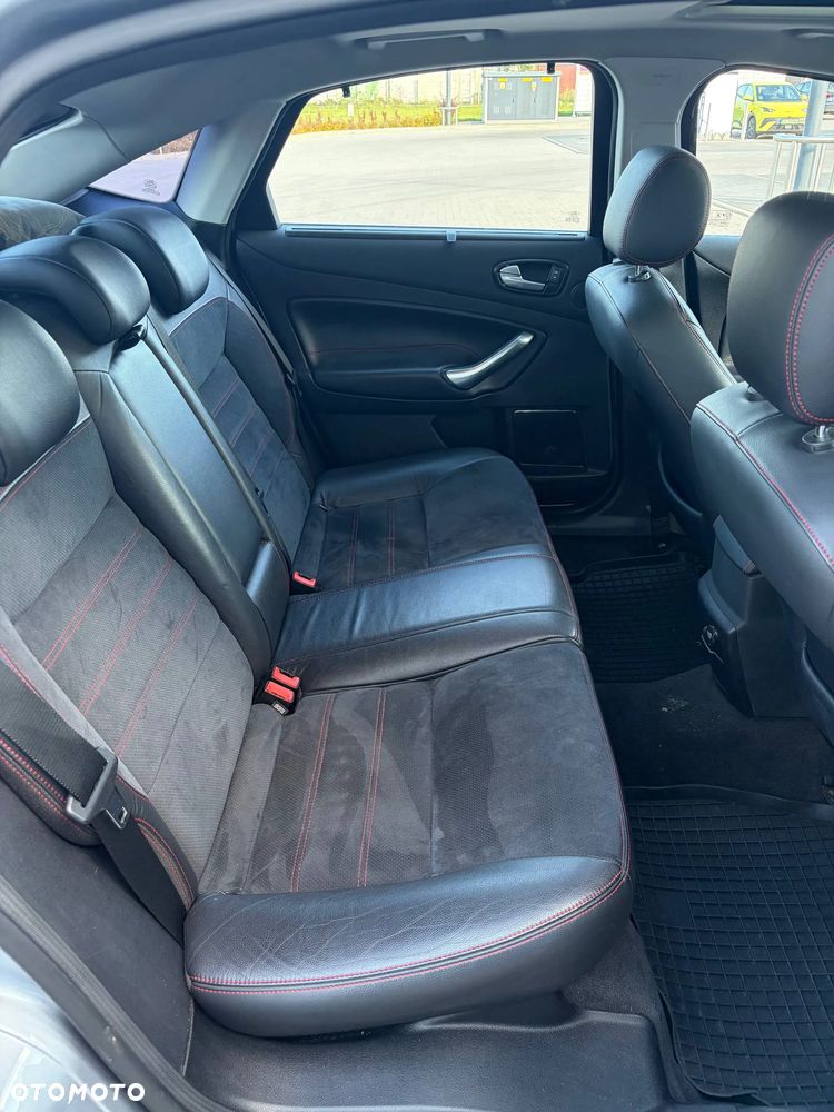 Ford Mondeo - 9