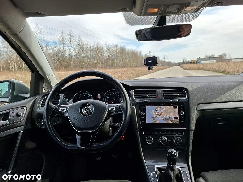 Volkswagen Golf 1.6 TDI BMT Comfortline - 17