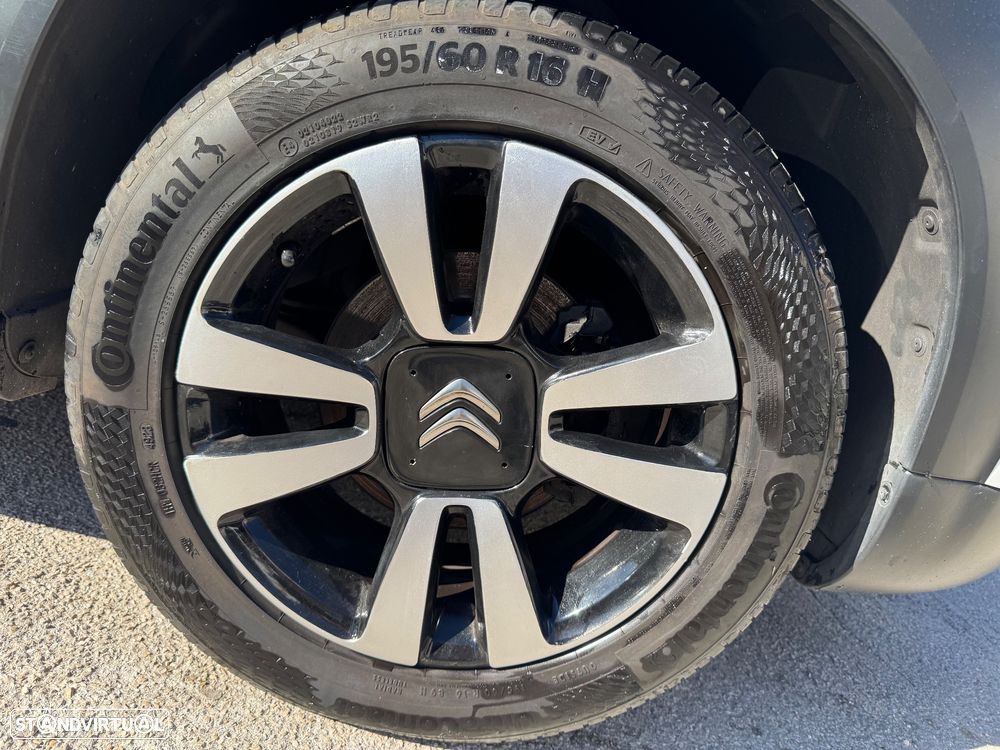 Citroën C3 Aircross 1.2 PureTech Shine - 25