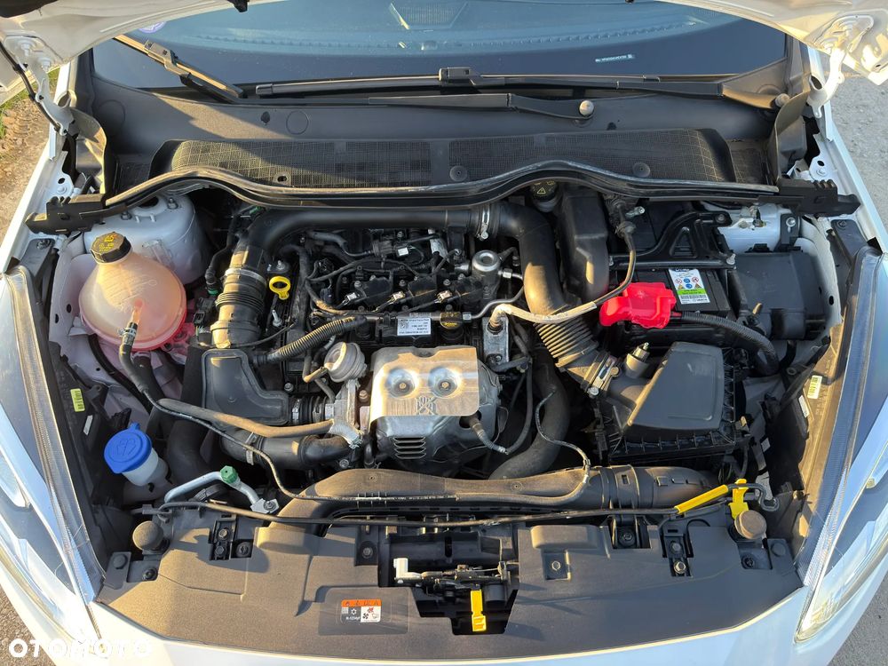 Ford Fiesta 1.0 EcoBoost STart-Stop ST-LINE - 31