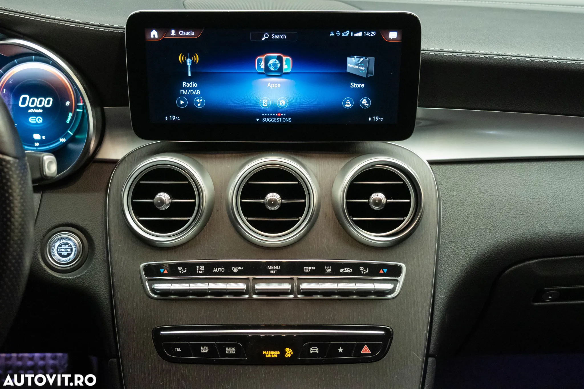 Mercedes-Benz GLC 300 e 4MATIC - 25