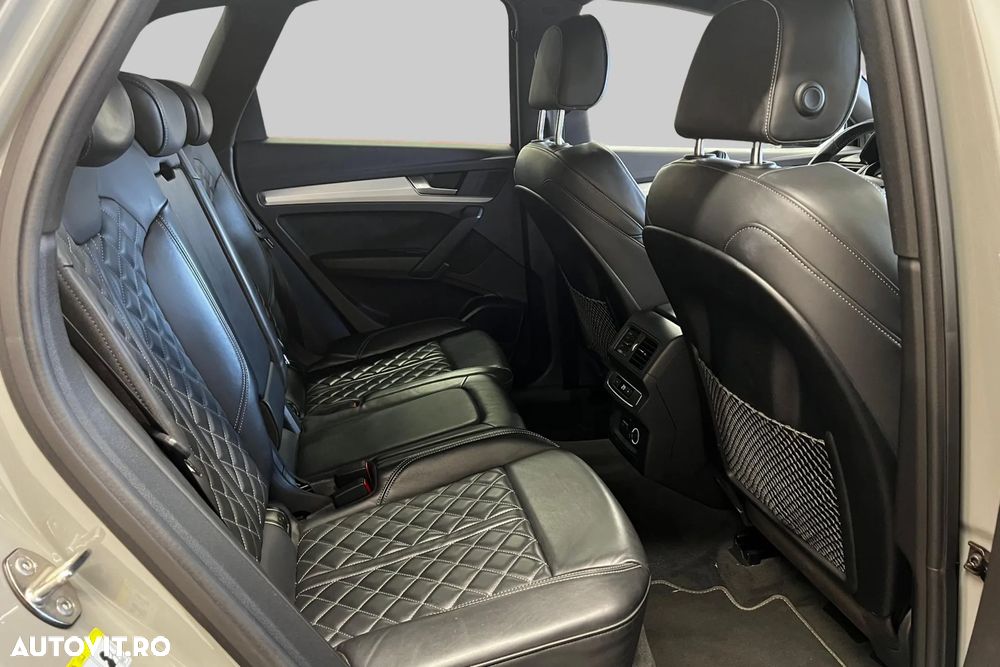 Audi Q5 55 TFSI e quattro S tronic - 9