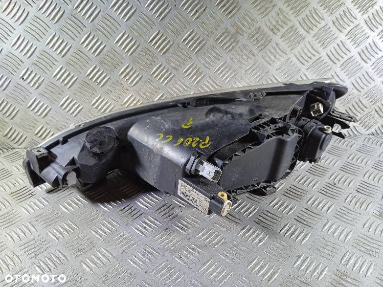 LAMPA PRAWA PRZEDNIA PEUGEOT 206 CC - 2