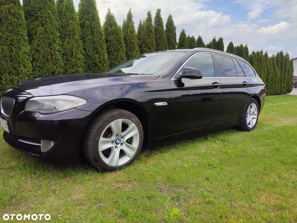 BMW Seria 5 520d Efficient Dynamics - 2