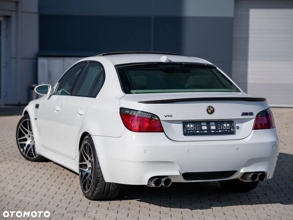 BMW M5 - 12