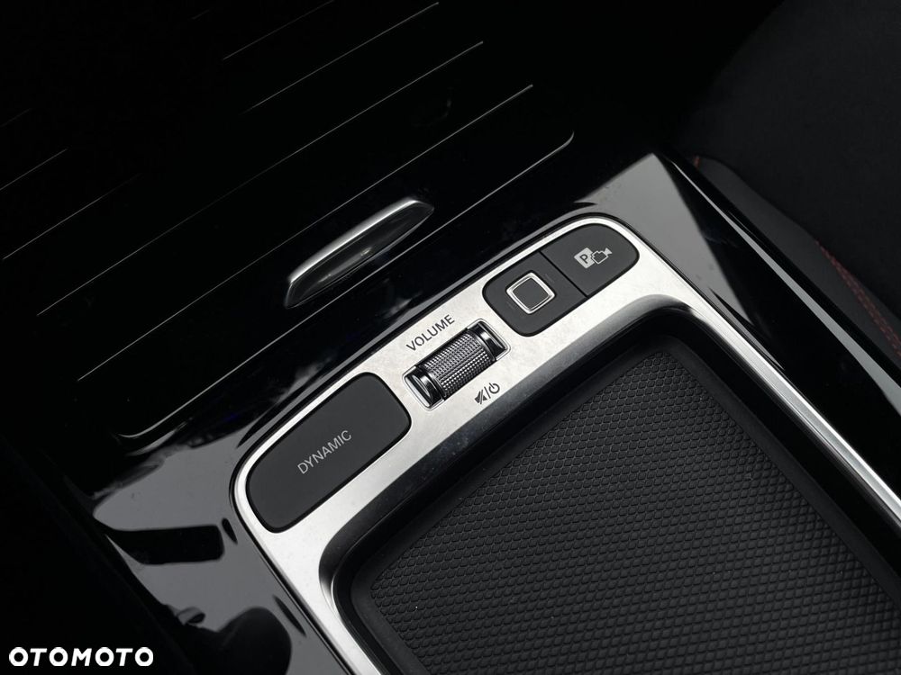 Mercedes-Benz CLA - 18