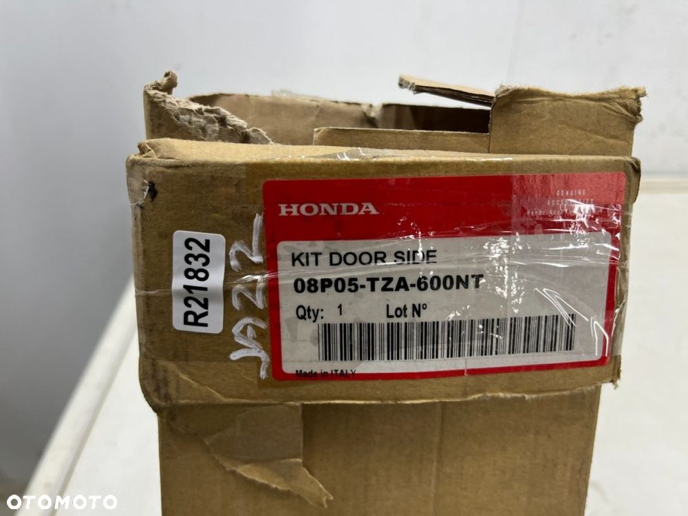 Listwa Honda Jazz 5 V 20r.- NOWE oryginalne nakładki dodatkowe ochronne na drzwi KPL 08p05-tza-600nt - 7