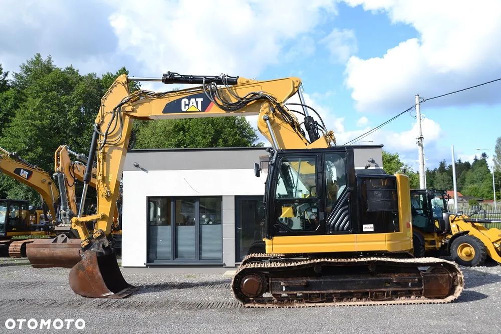 Caterpillar 325 FL - 5