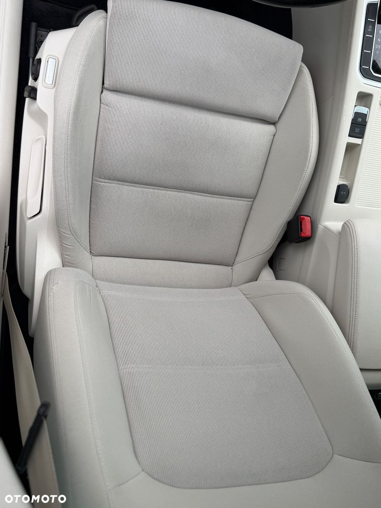 Volkswagen Passat 2.0 TDI SCR Comfortline DSG - 7
