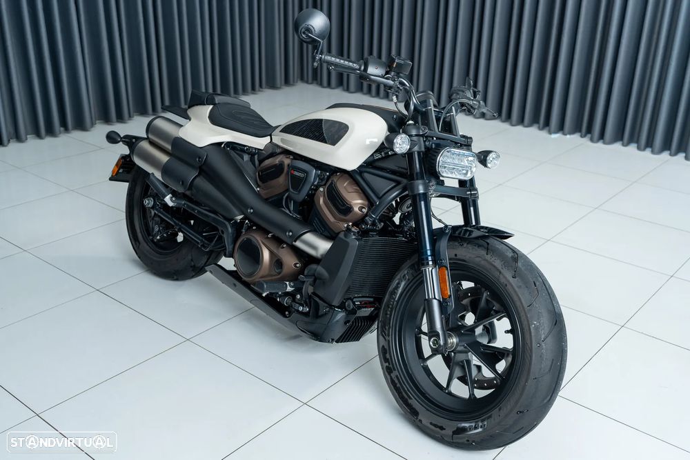 Harley-Davidson Sportster S - 20