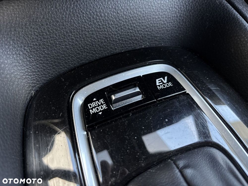 Toyota Corolla 1.8 Hybrid Comfort - 29