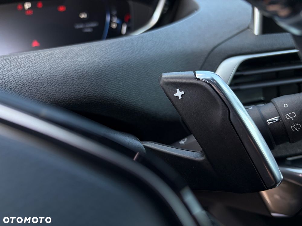 Peugeot 3008 - 21