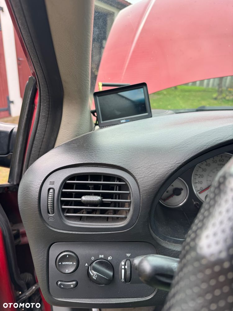 Chrysler Town & Country 3.8 - 13