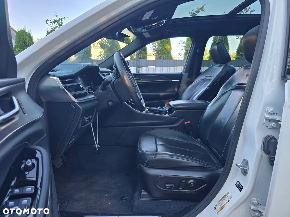 Jeep Grand Cherokee 3.6 V6 Overland - 27