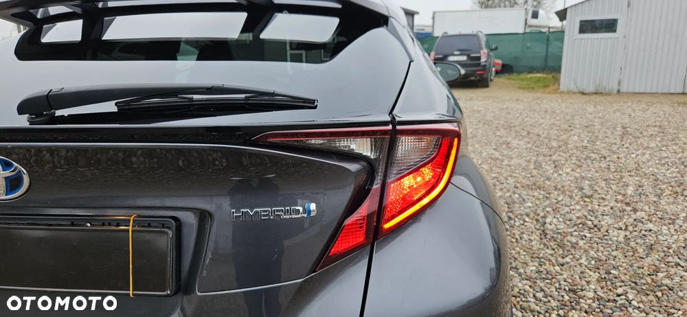 Toyota C-HR Business-Edition - 16