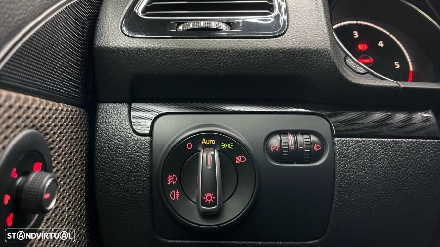 VW Scirocco 2.0 TDI (Blue Motion Technologie) - 22