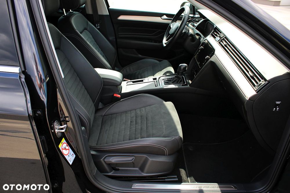 Volkswagen Passat 2.0 TSI Elegance DSG - 37